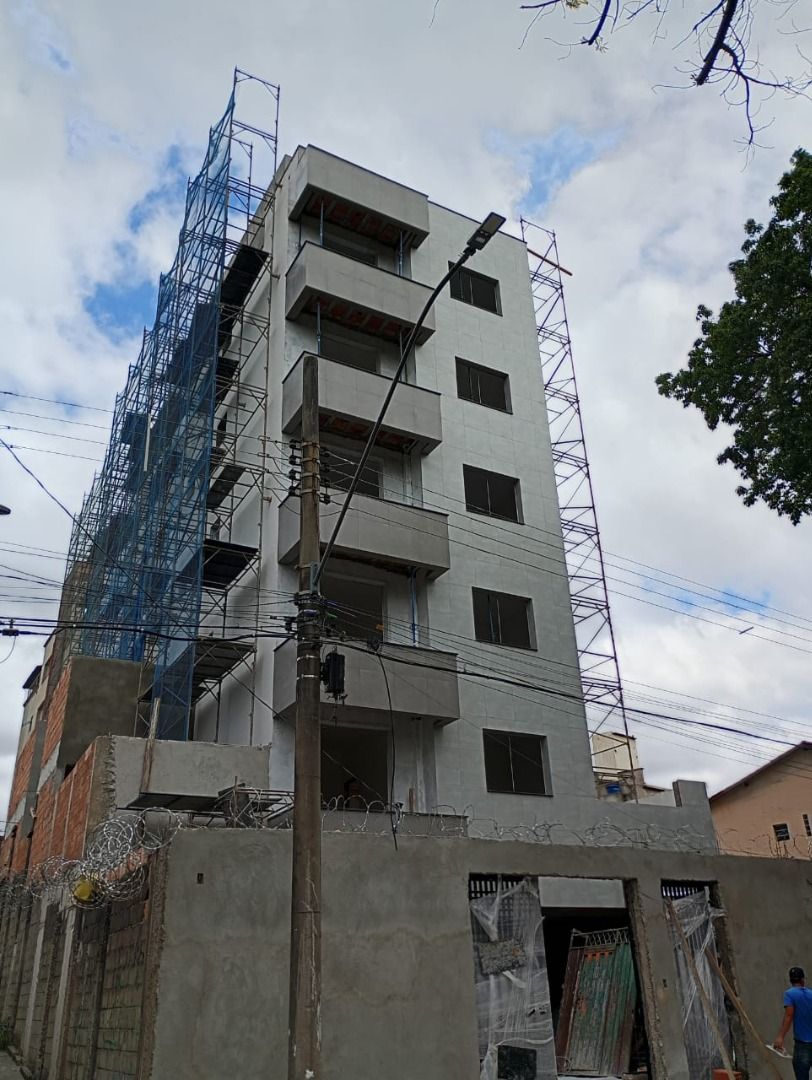 Area Privativa com 2 dormitórios à venda, 119 m² por R$ 620.000 - Novo Eldorado - Contagem/MG